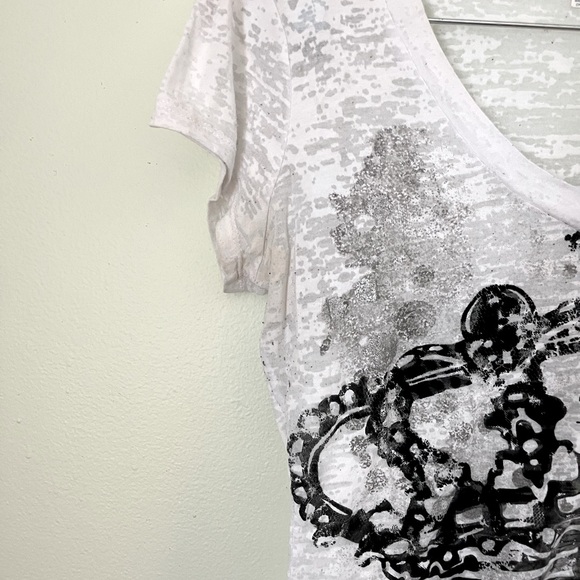 Maurices graphic burnout tee - Picture 2 of 5